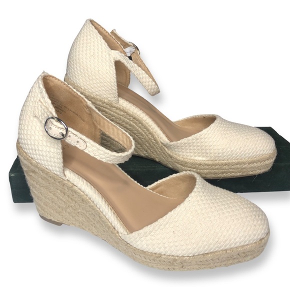 A New Day Shoes Wedge Espradilles Heels - Picture 1 of 6